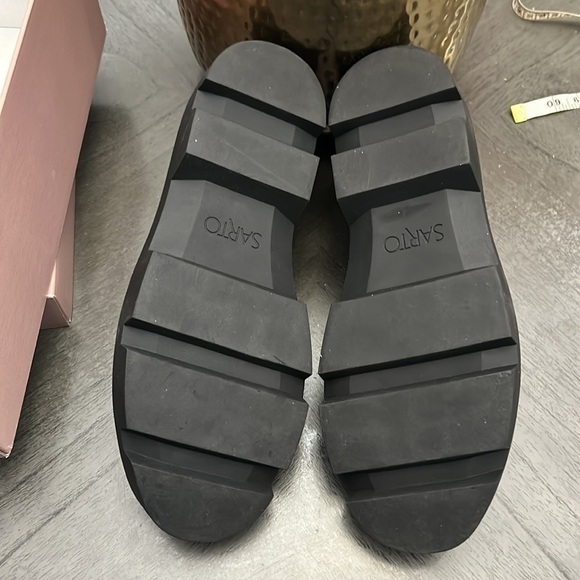 Franco Sarto  Ream Loafers - Picture 3 of 11